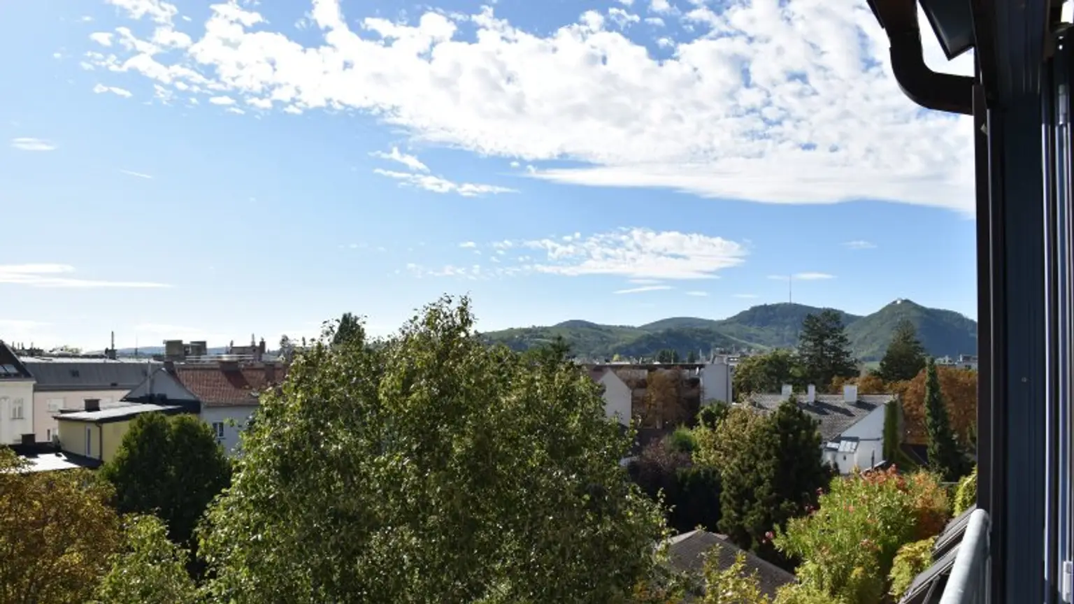 Dachgeschoss-Maisonette mit Loft-Charakter, Wellness-Oase & Weitblick