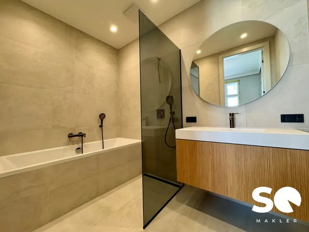 #SQ - ERSTBEZUG: STYLISHE & LUXURIÖSE ALTBAUWOHNUNG AM GETREIDEMARKT!