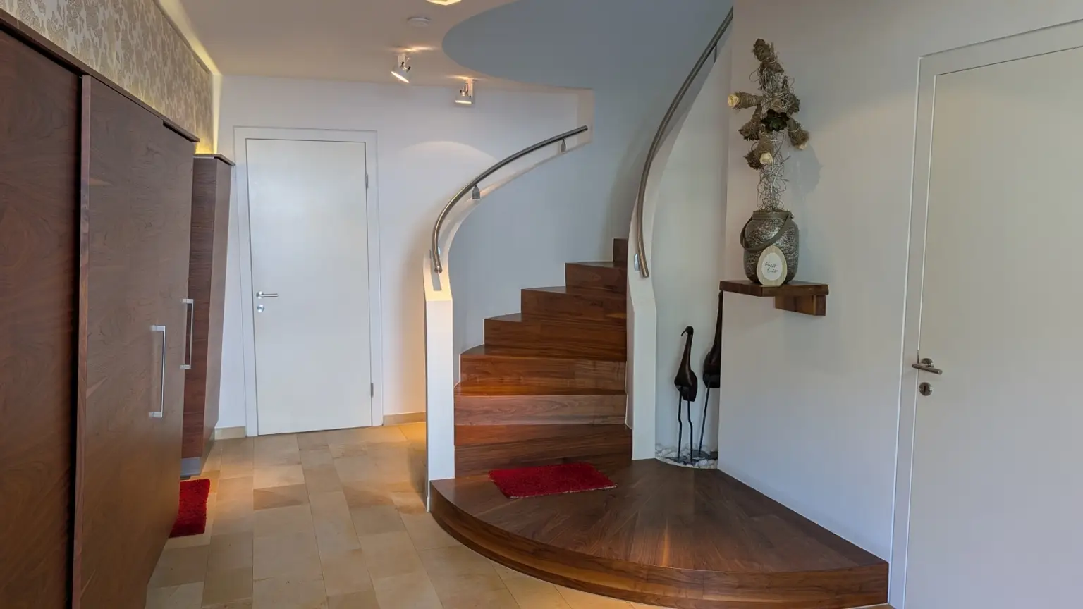 PXL_20260405_0951330