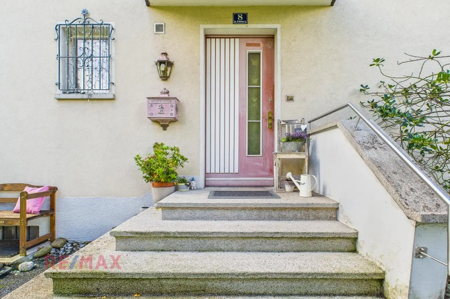 Ihr neues Zuhause mit viel Potenzial – großzügiges Einfamilienhaus in ruhiger Wohnlage