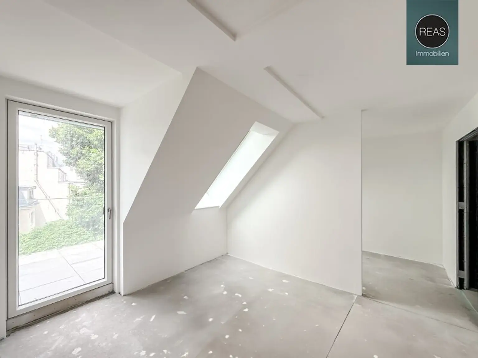 Erstbezug: Atemberaubendes Dachgeschoss - Maisonette - Apartment (klimatisiert) mit 3 Terrassen und hochwertiger Ausstattung im trendigen Ottakring!