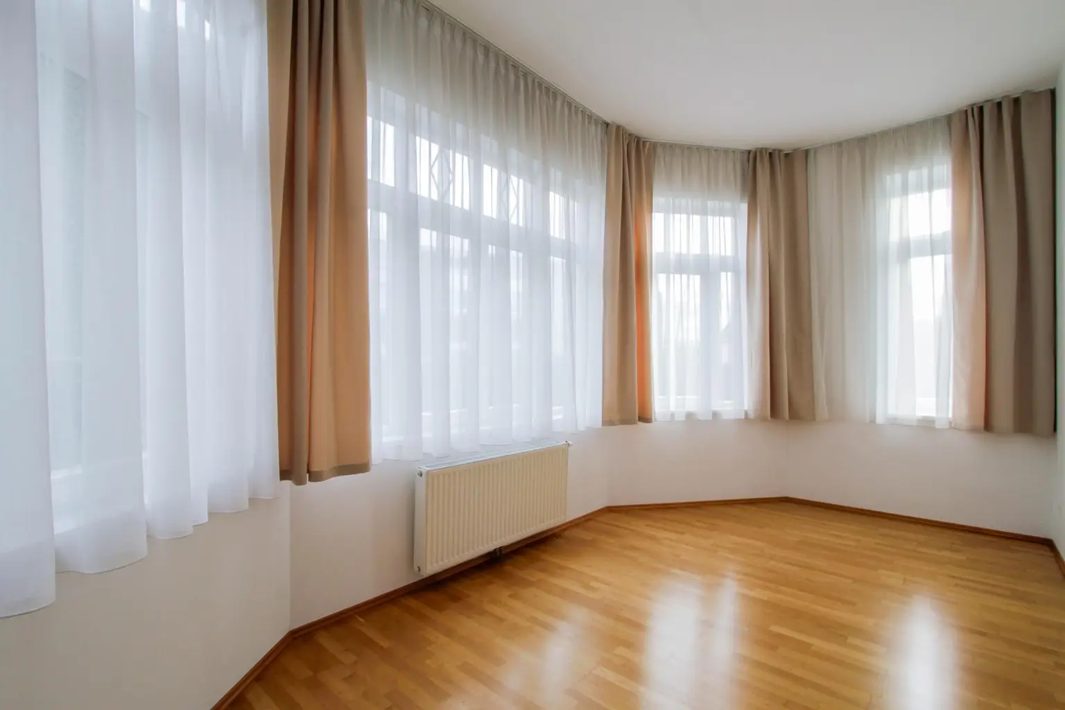 Beeindruckende Villa im Herzen NÖs