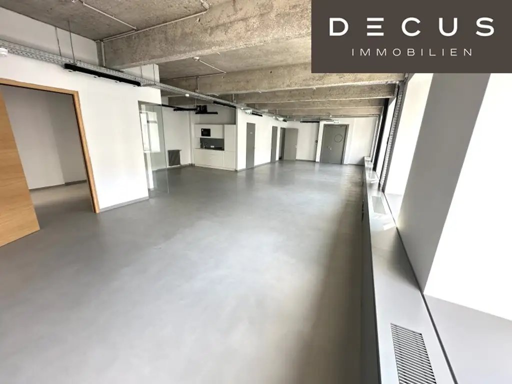 + + + Office-Lofts-FABRICATUR + + + hochmodernes Büro GEKÜHLT + + + 3 Räume + + + (RESERVIERT)