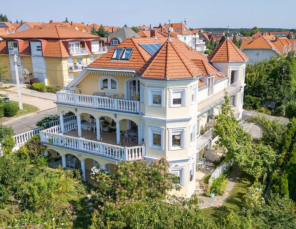 Traumhaftes Apartmenthaus in Hévíz - Nur 11 Minuten vom Plattensee entfernt!