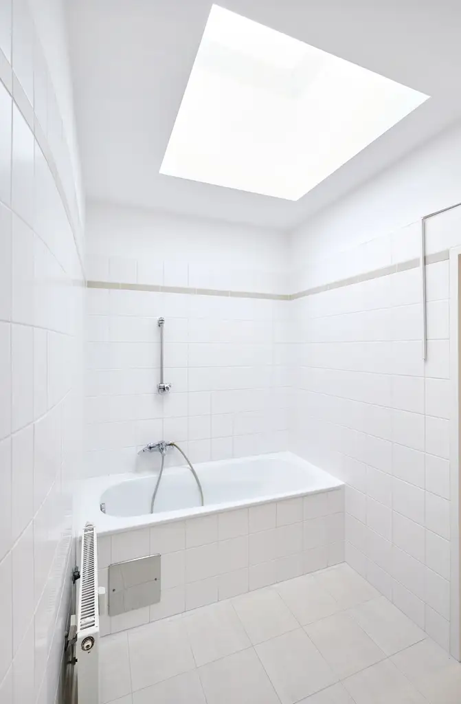 Super geschnittene 2-Zimmer-Wohnung im Dachgeschoss!