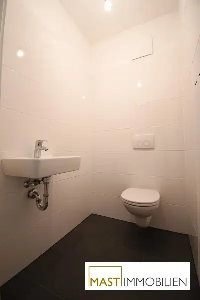 PROVISIONSFREI --- 2 Zimmer Garten Wohnung inkl. EWE Einbauküche & absoluter Ruhelage direkt in Spillern