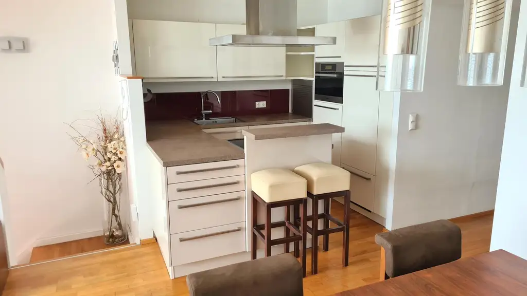 1220 Wien - Exklusive Maisonette-Dachgeschoßwohnung mit großzügiger Dachterrasse im Niedrigenergiehaus