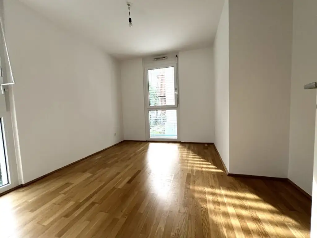 Attraktive 2-Zimmerwohnung mit Kühldecke und Balkon