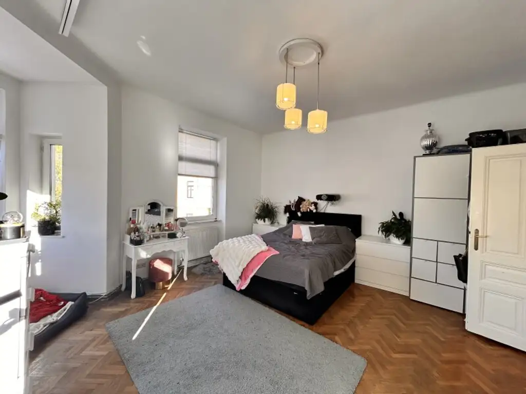 Charmante Altbauwohnung mit Ausnahmebewilligung zur AirBnB Vermietung - Nutzen Sie die Chance !