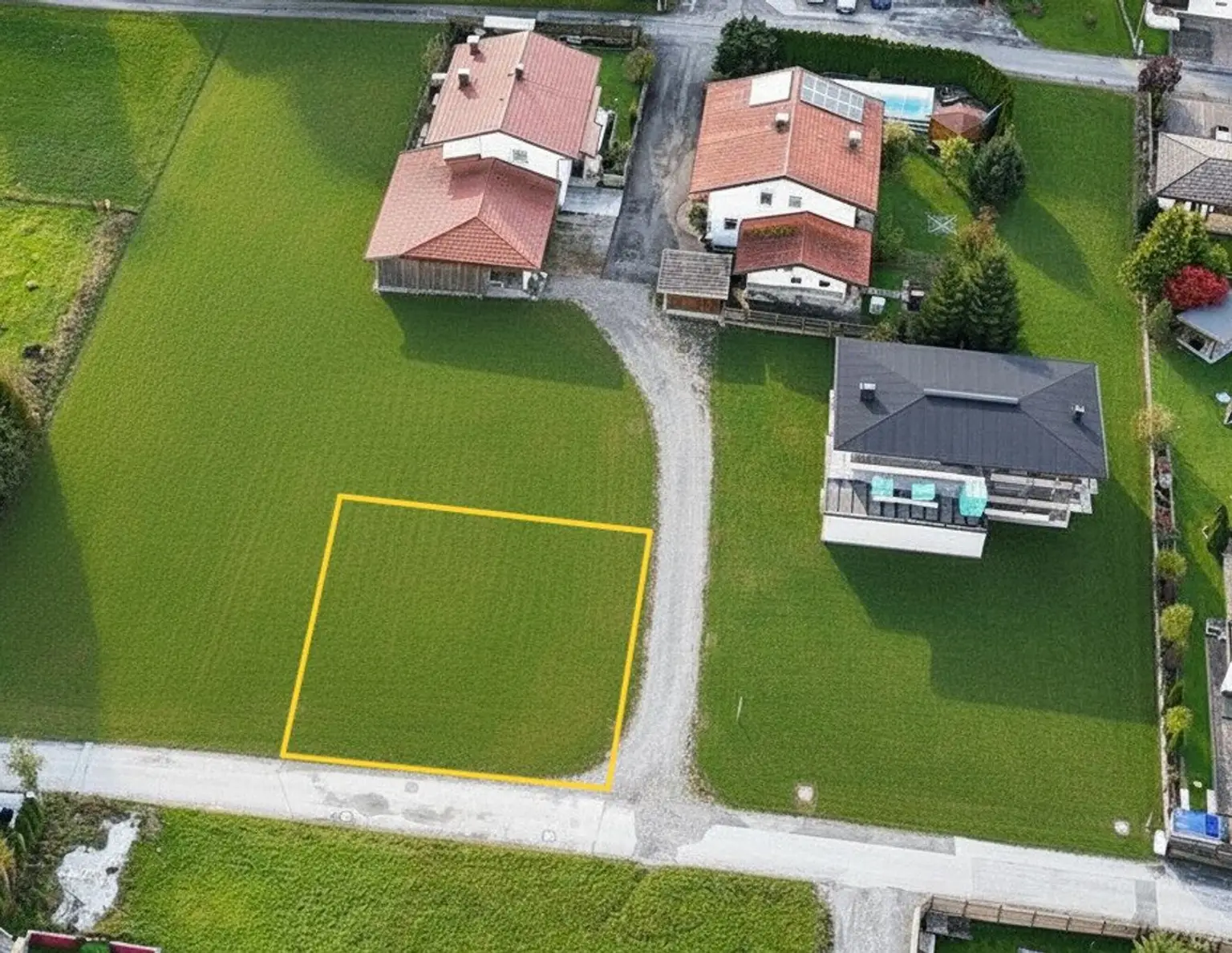 Großzügiges Grundstück in Walchsee