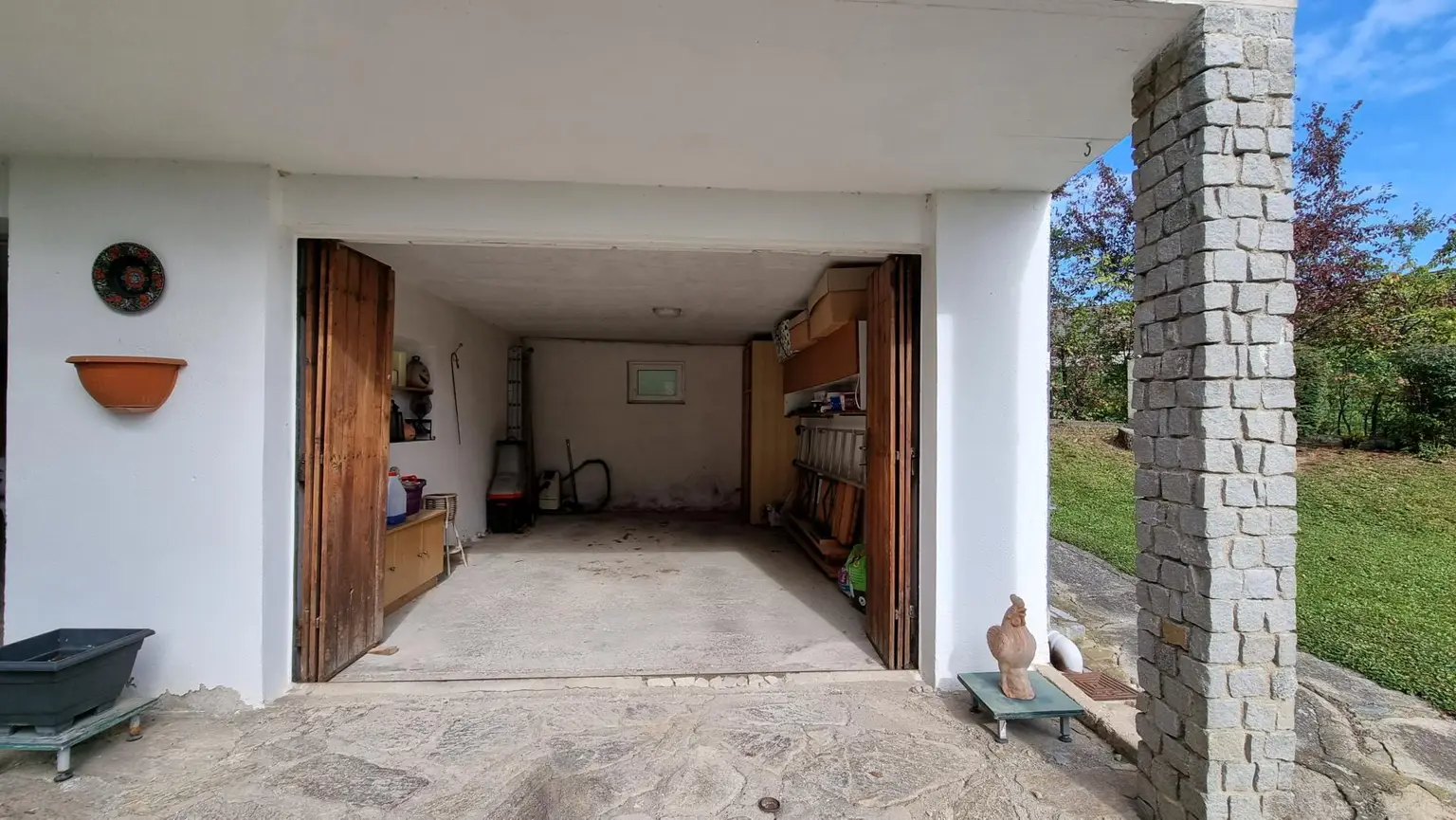 Vielseitiges Mehrfamilienhaus mit Charme und einladendem Garten