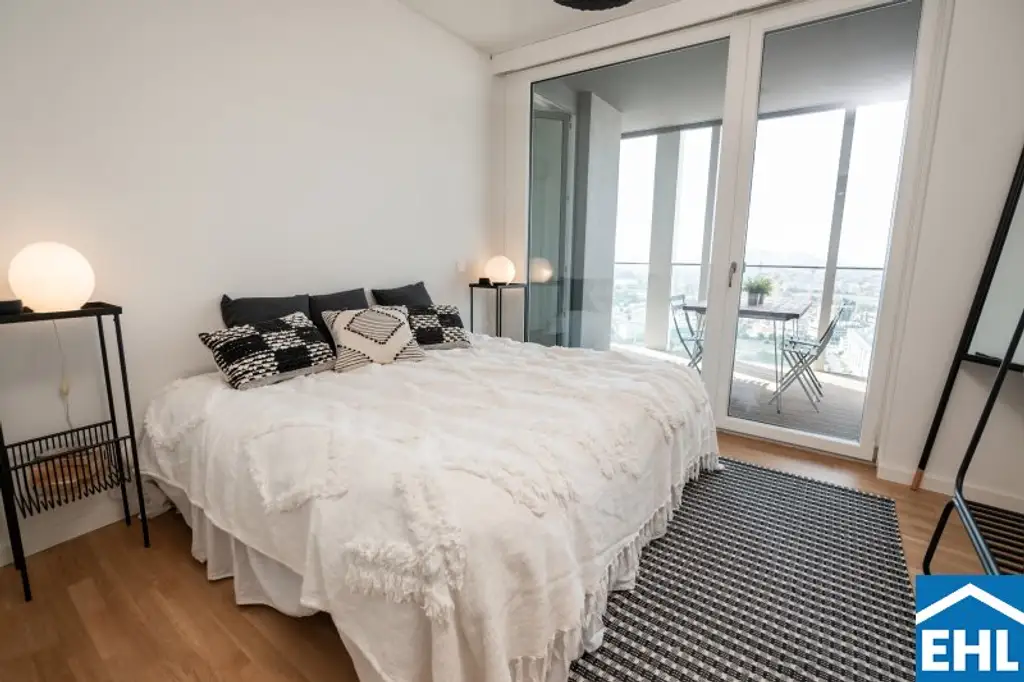 Erstbezug – 3-Zi.-Wohnung mit Rooftop Pool & Sauna