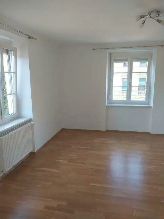 Provisionsfrei: perfekte  4er-WG-Wohnung im Herz-Jesu-Viertel - TU-Nähe