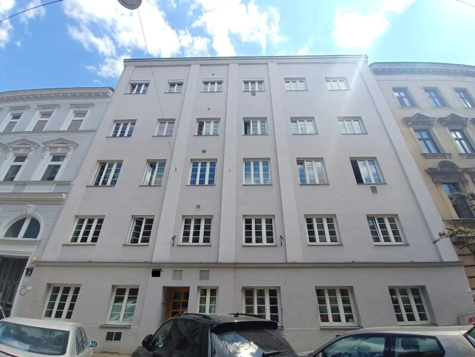 Sanierungsbedürftige 1-Zimmer Wohnung im Erdgeschoss zum Schnäppchenpreis! Nähe Familienplatz und U3 Ottakring!