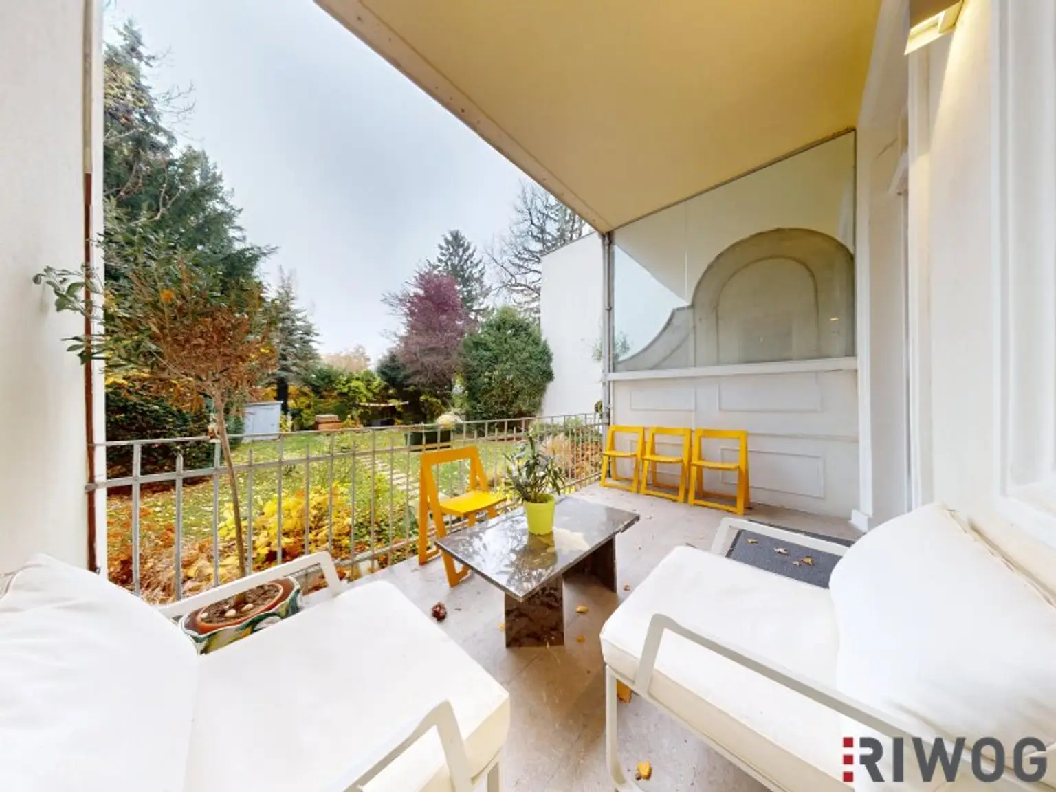 Wohnung mit touristischer Widmung nahe Schloss Schönbrunn | Prunkvolles 3-Zimmer Altbauapartment mit Loggia I 360° Rundgang