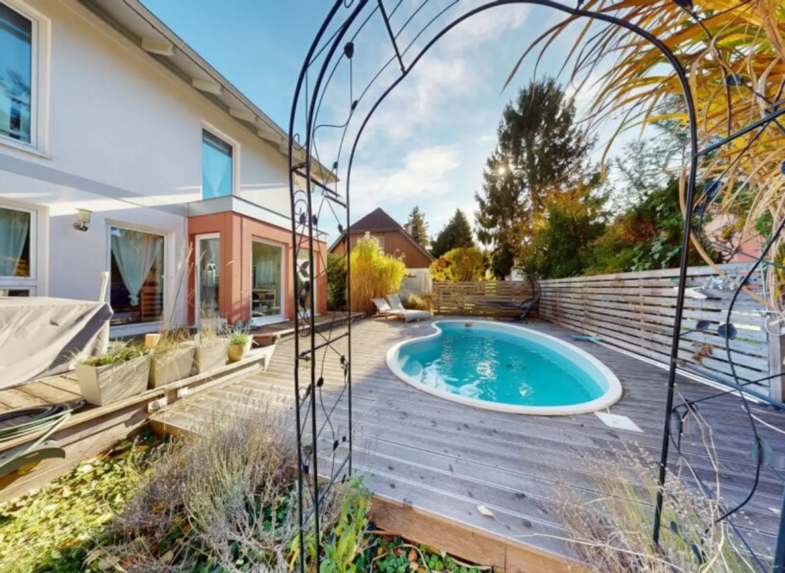 Wohnen mit Anhang: Wunderbares 4-Zimmer-Einfamilienhaus und gemütliches Zweithaus auf einem Grundstück! Fußnähe U1 Leopoldau!