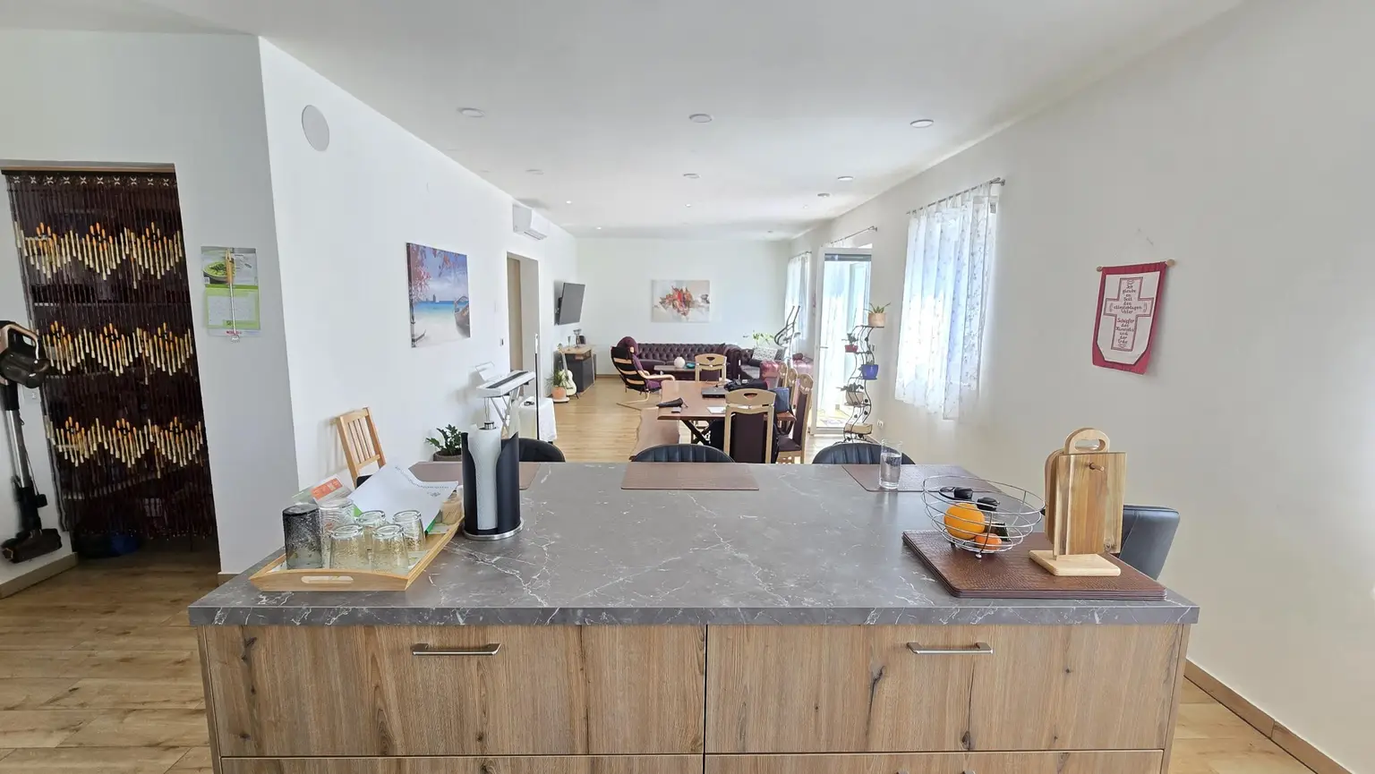 10 Blick Wohnbereich