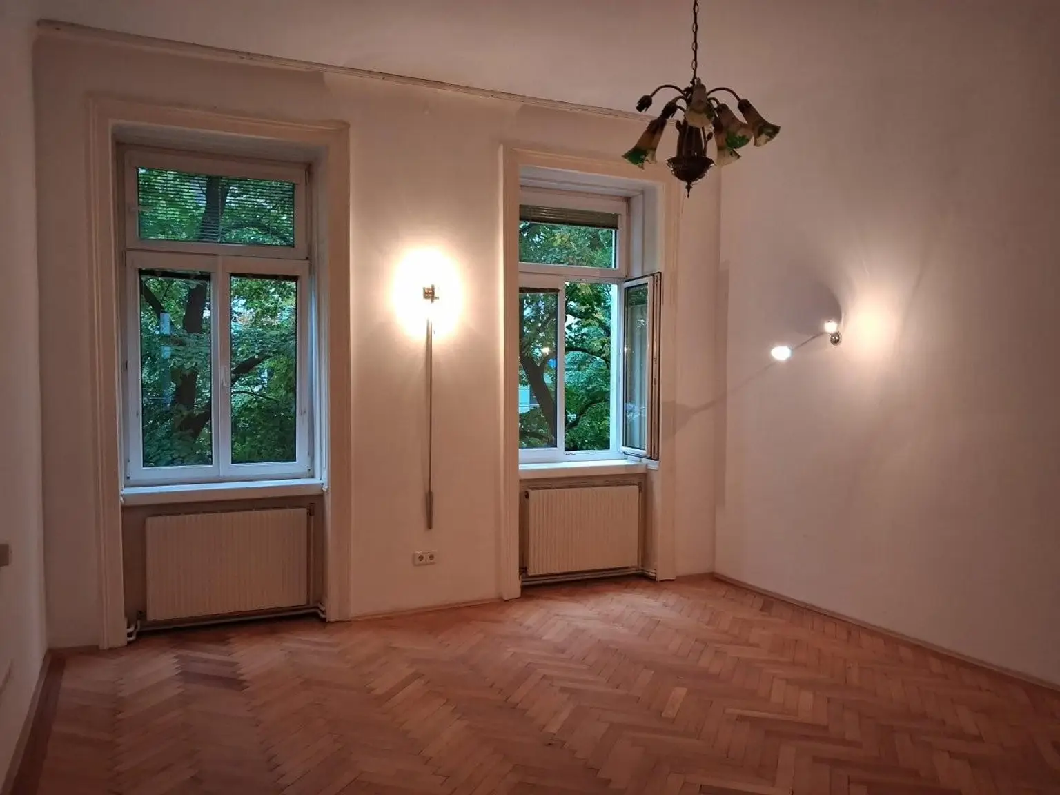 "Work-Life-Balance - Atelier, Büro oder Praxis - Venediger Au"