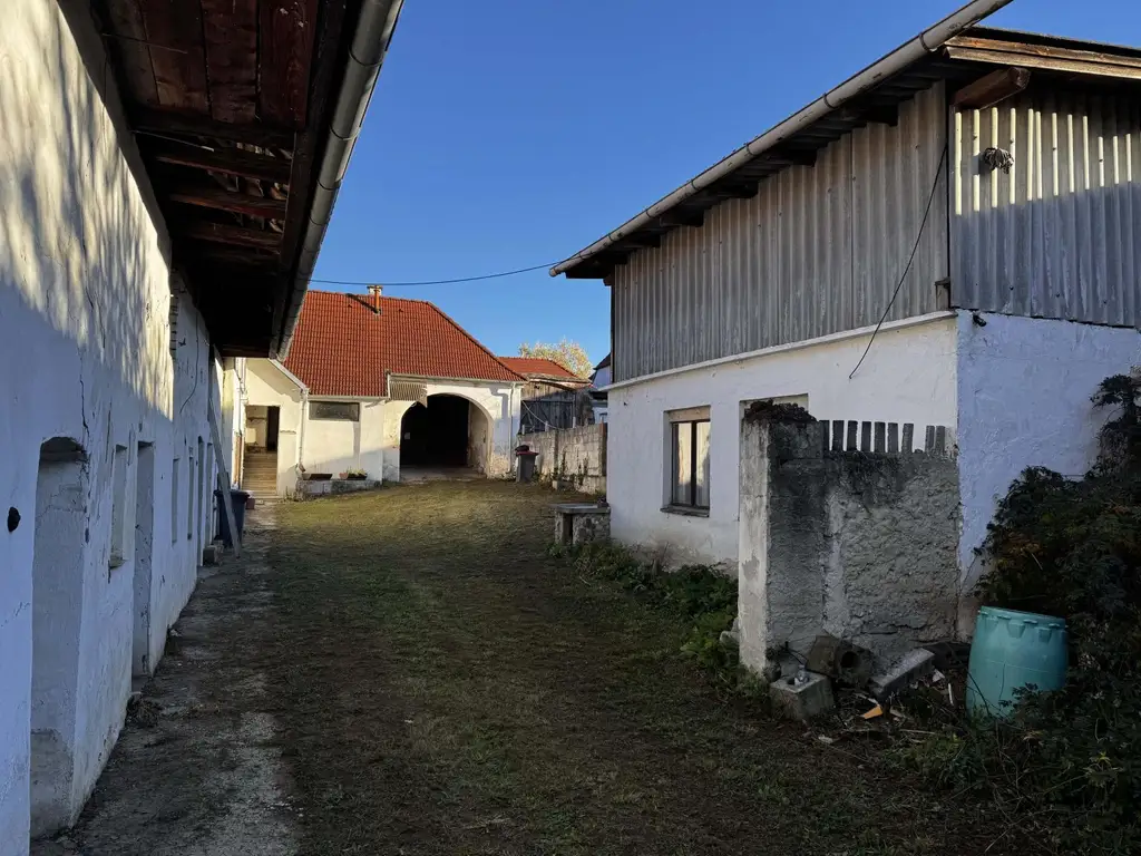 "viel Grund und viel Arbeit"