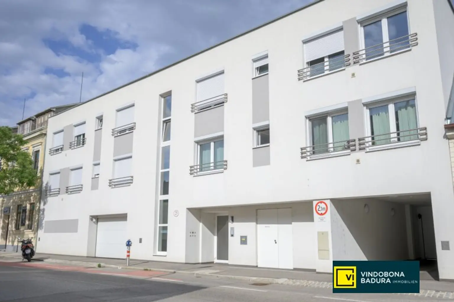 Hausansicht Strassenseitig