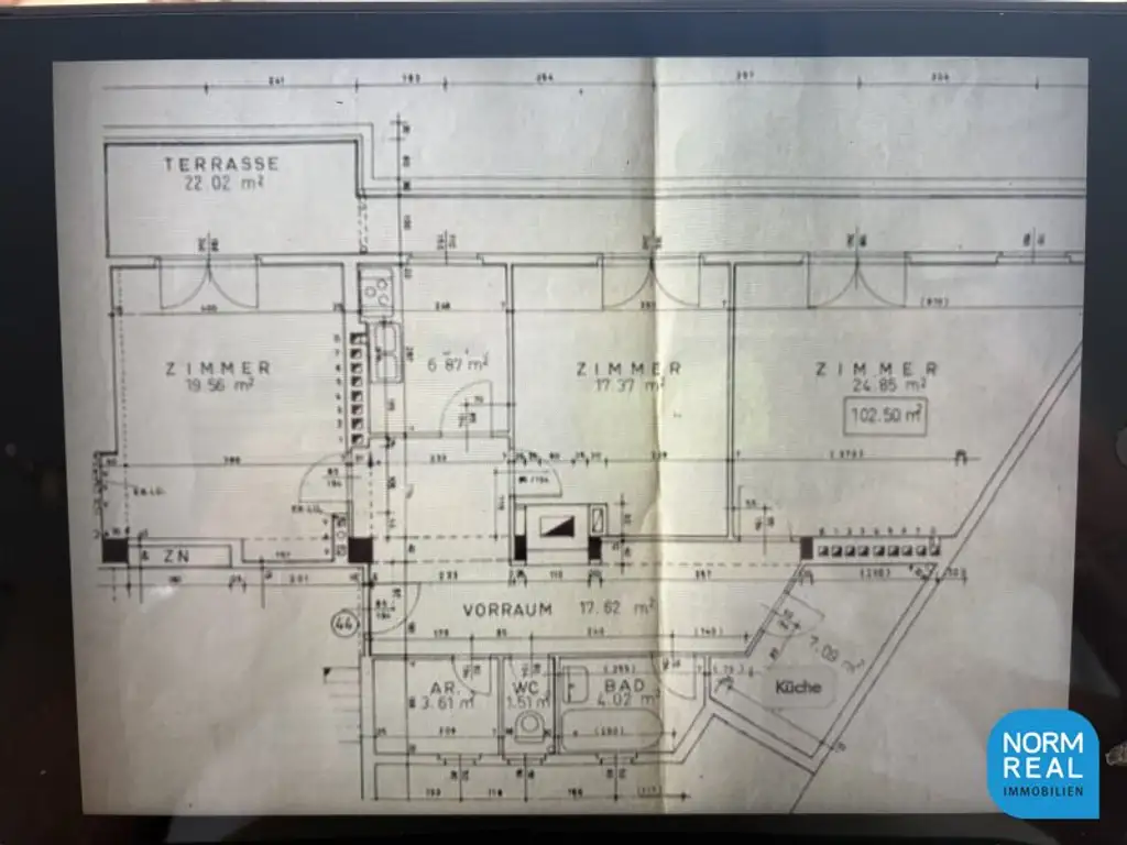 Dachgeschosswohnung mit Terrasse Nähe Oper