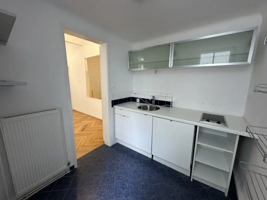 Büro nähe Karlskirche ab SOFORT