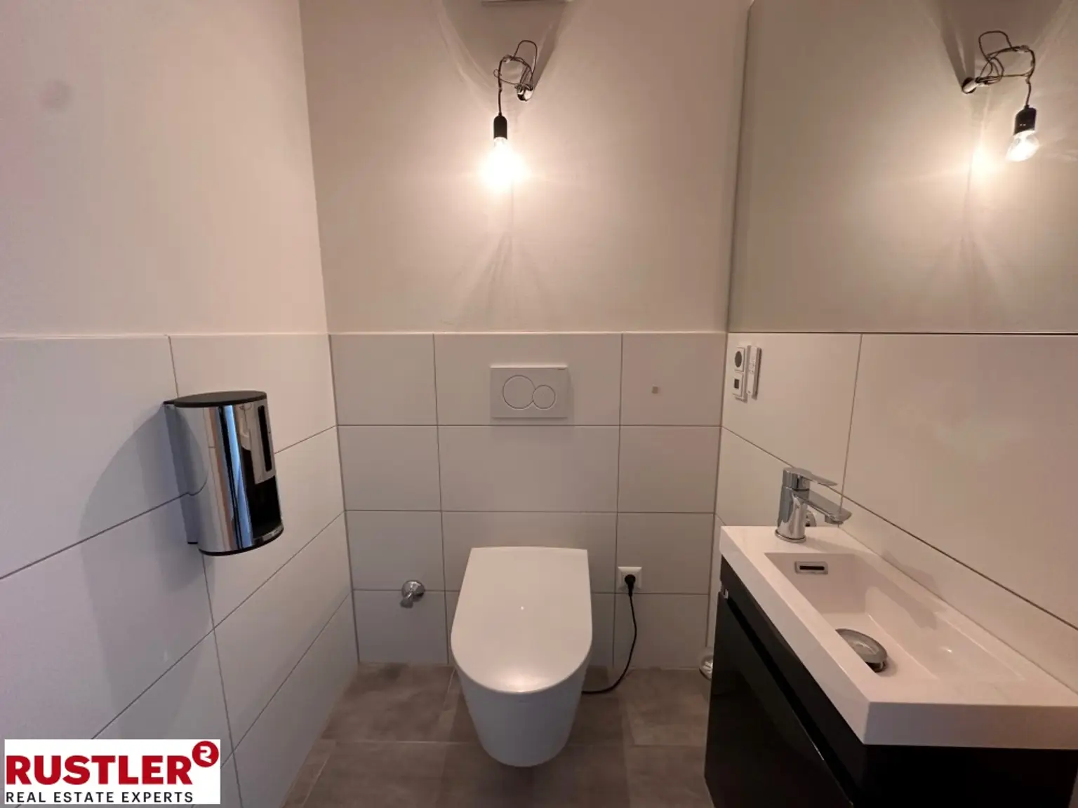 Außergewöhnliche 3-Zimmer Maisonette-Wohnung in Ruhelage
