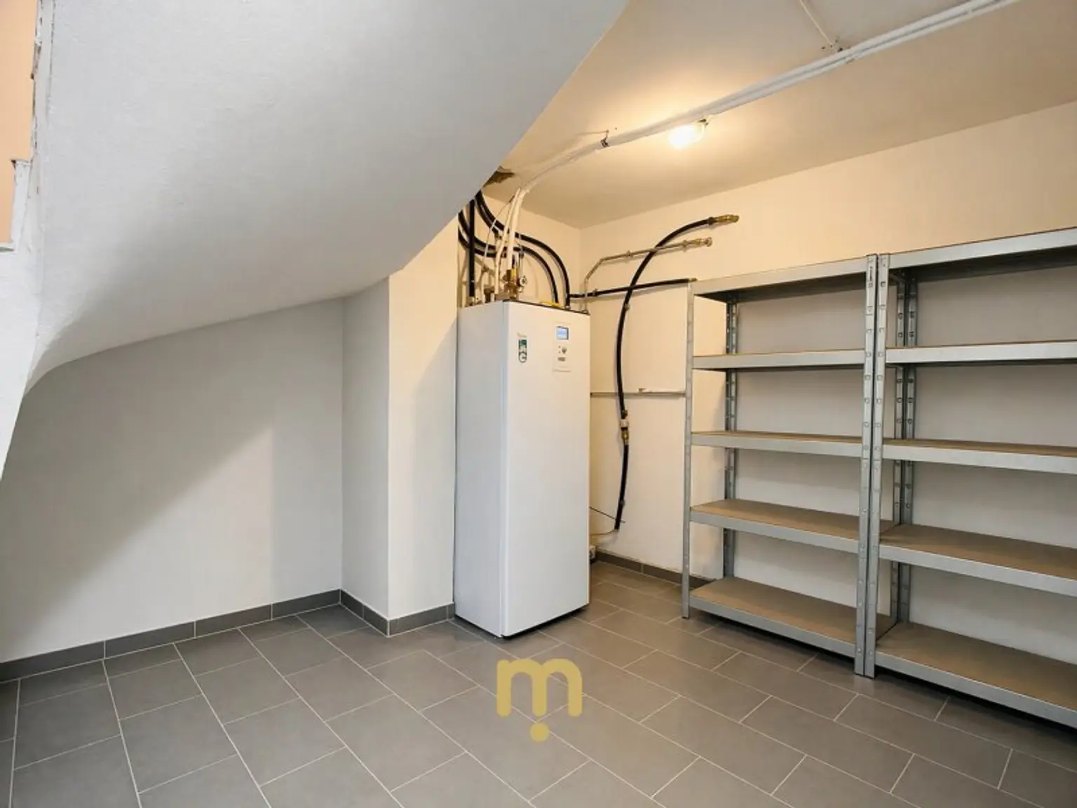 Einfamilienhaus mit 6-Zimmern plus Keller in Esslinger Ruhelage – diskret gelegen auf Eigengrund