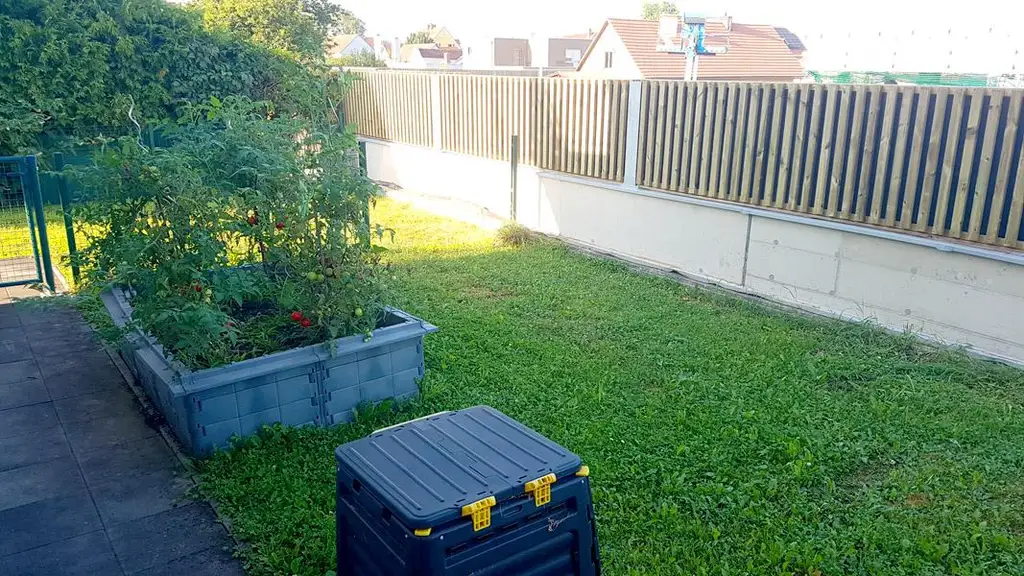 Klimatisierte Gartenwohnung mit 72m², Terrasse, 2 SZ, Keller