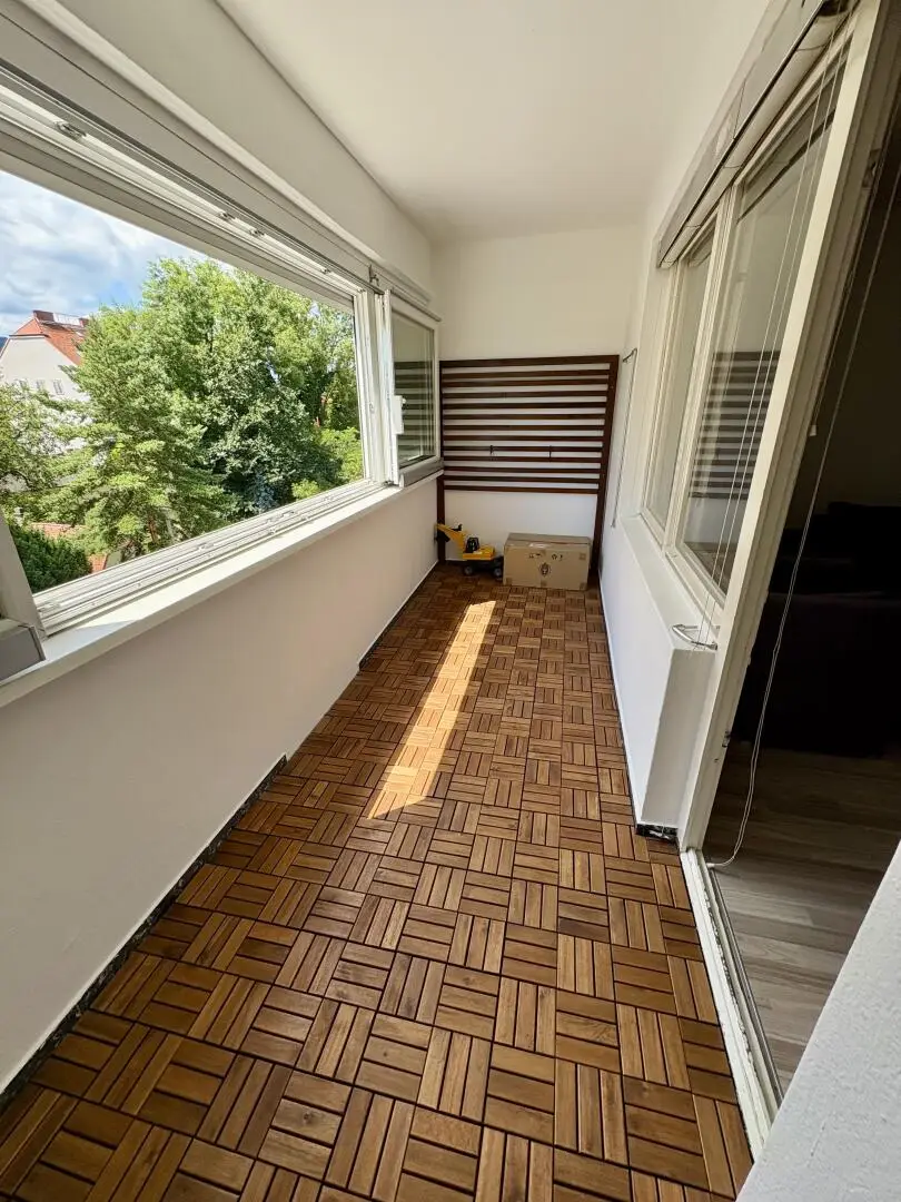 WG geeignet- großzügige 4 Zimmer-Mietwohnung mit verglaste Loggia in Geidorf.