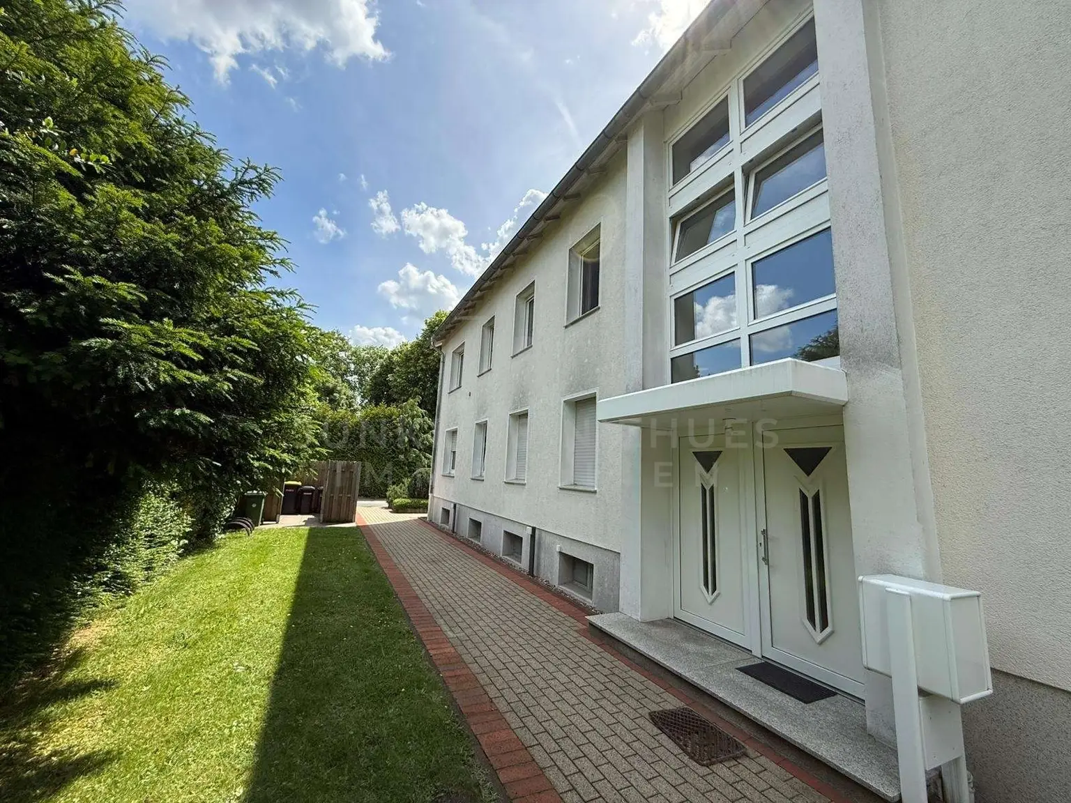 Außenansicht Hauseingang