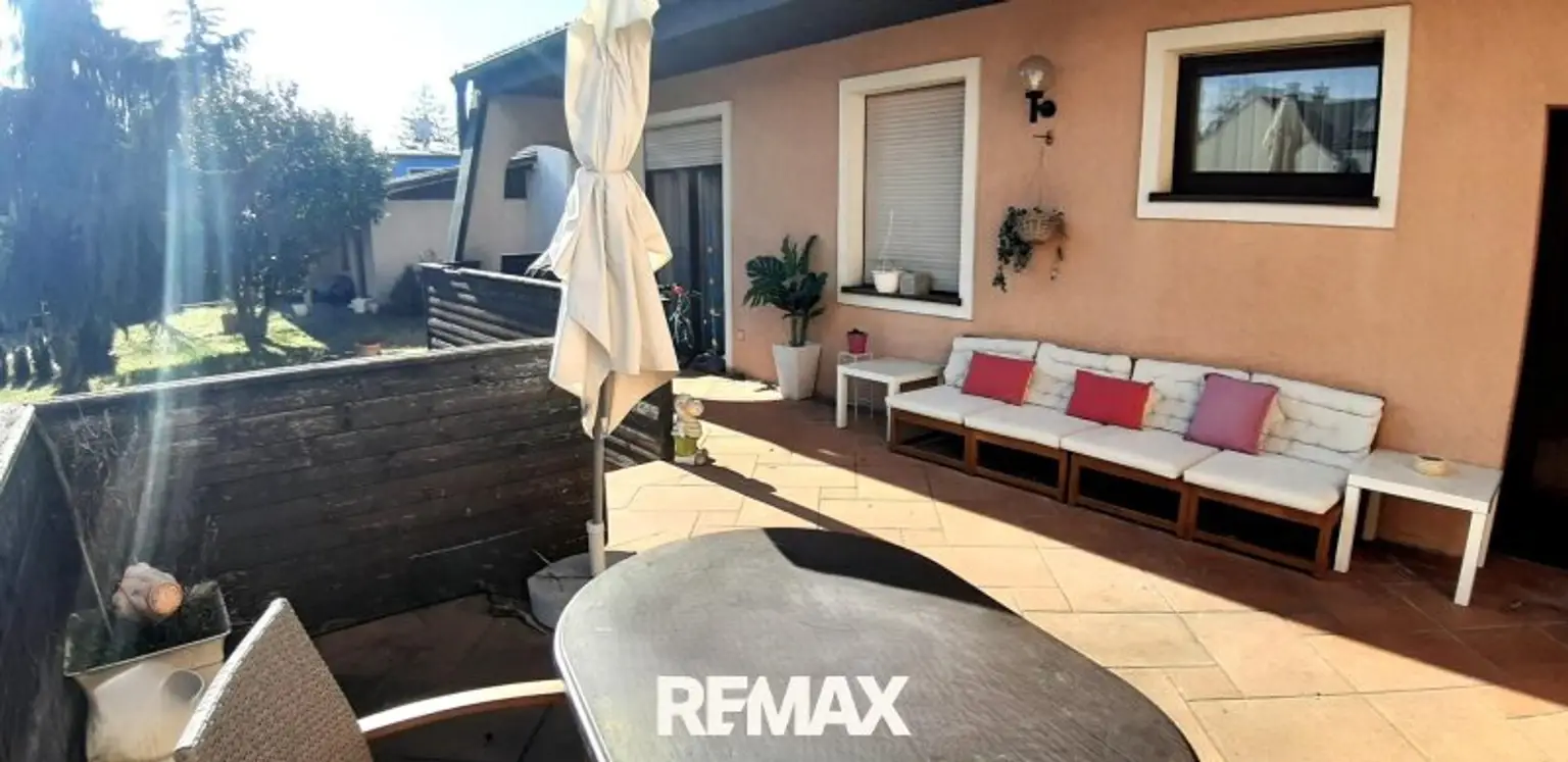 Terr. u. separater Wohneinheit