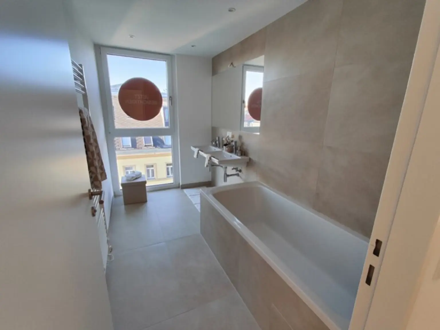 TERRASSENTRAUM! DG-Erstbezug mit Terrasse und Dachterrasse! Top80