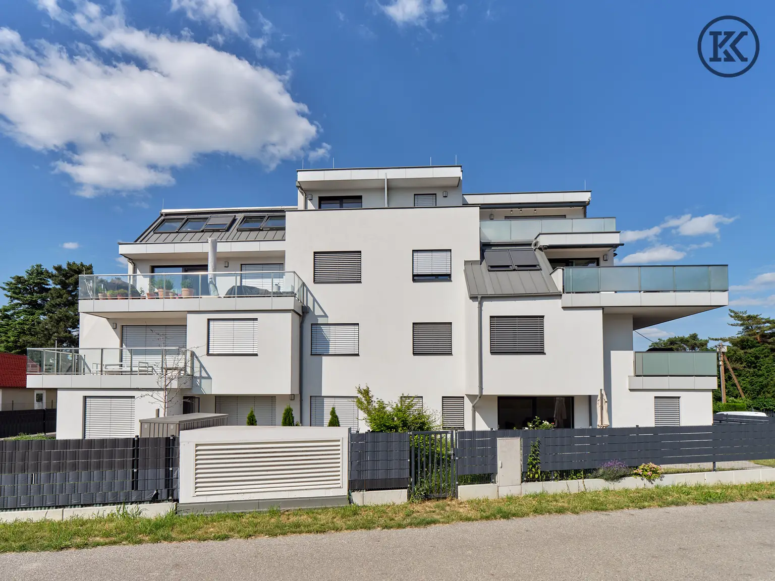 Traumhafte Gartenwohnung in Top-Lage nahe UNO City – Sofort beziehbar!