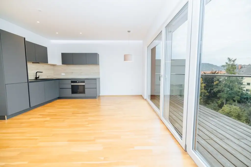 PROVISIONSFREI I SMART-LIVING I STYLISCHES PENTHOUSE I KLIMA I SONNENTERRASSE I OFFENE DESIGN-KÜCHE I ELEGANTES BAD MIT REGENDUSCHE I PROJEKT WOHNEN