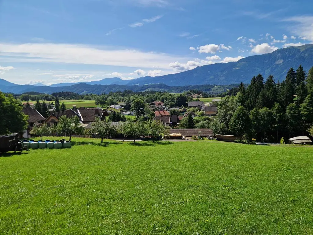 Ca. 5000 m² Bauerwartungsland oberhalb des Millstättersees
