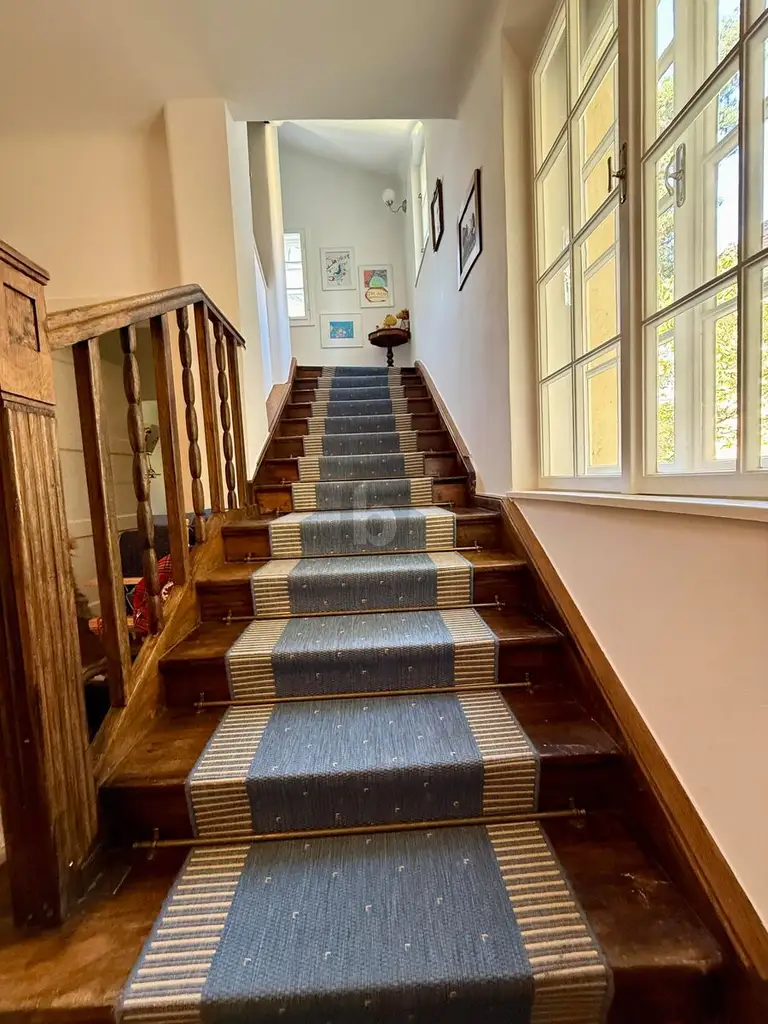 ZWEI HÄUSER OASE MIT WUNDERSCHÖNEM GARTEN