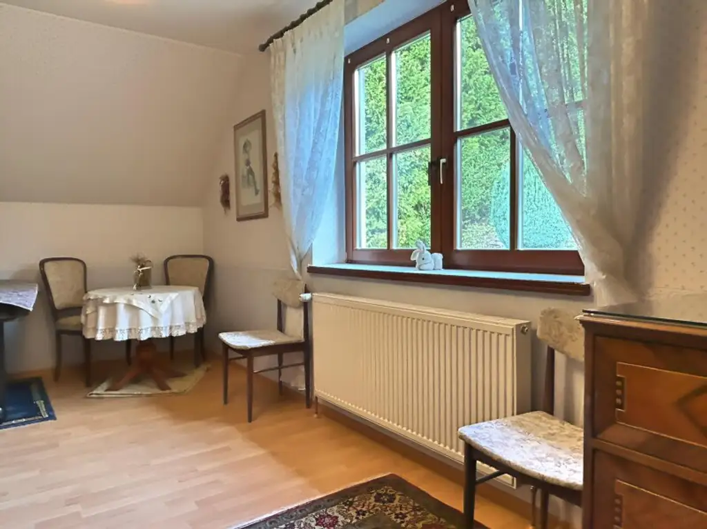 Charmantes Haus mit wunderschönem Garten in Top-Lage Nähe ISTA in Klosterneuburg/Kierling.