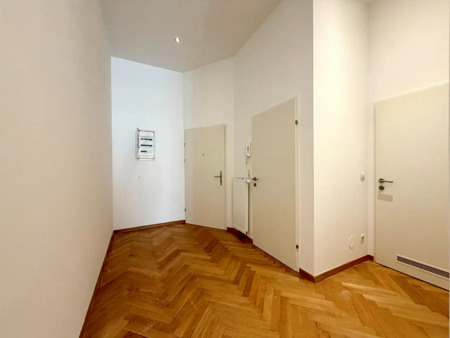 A (1) | Charmante ALTBAUWOHNUNG ++ SALZGRIES 1010 Wien | Prima Service Immobilien