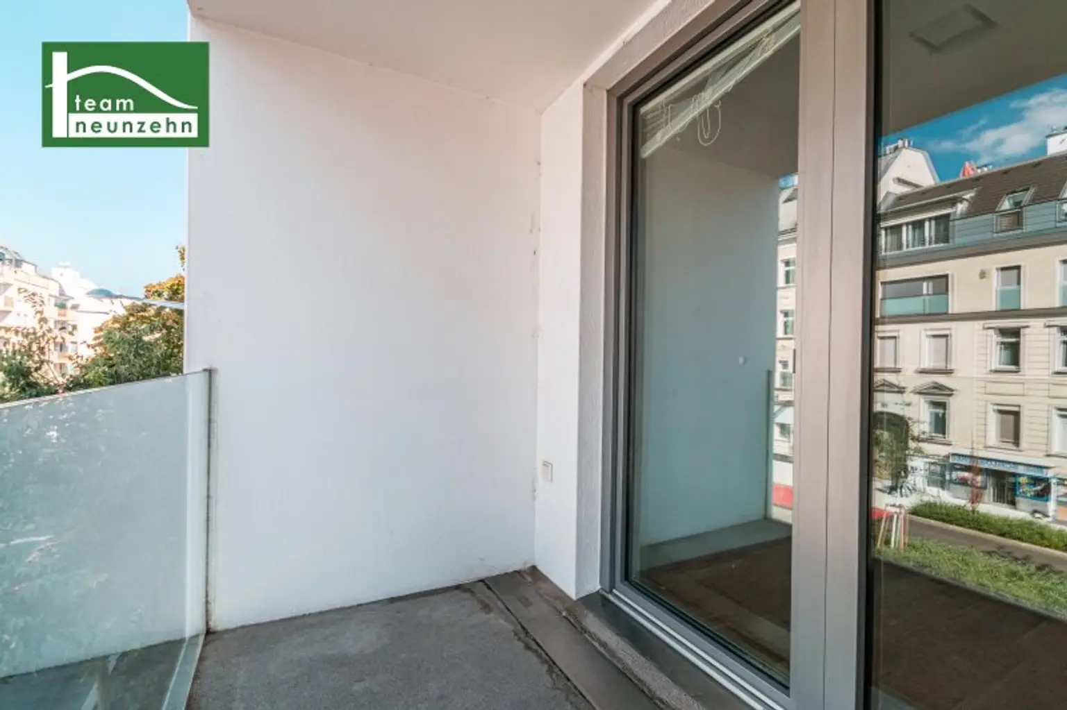 Eigengrund in Bestlage: Begehrte Wohnung inkl. Küche beim Donauzentrum / U-Bahn U1 (Neubau 2018) - 10 U-Bahn-min zum Stepahnsplatz