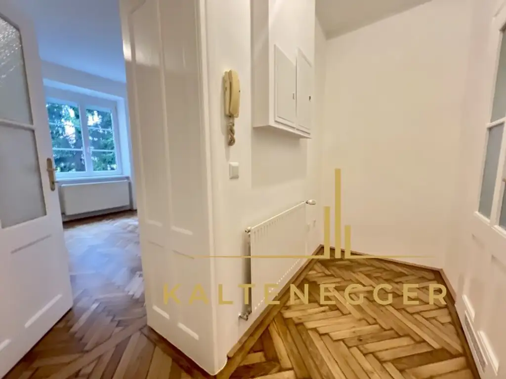Unbefristet: 1 Zimmer Altbauwohnung mit separater Küche