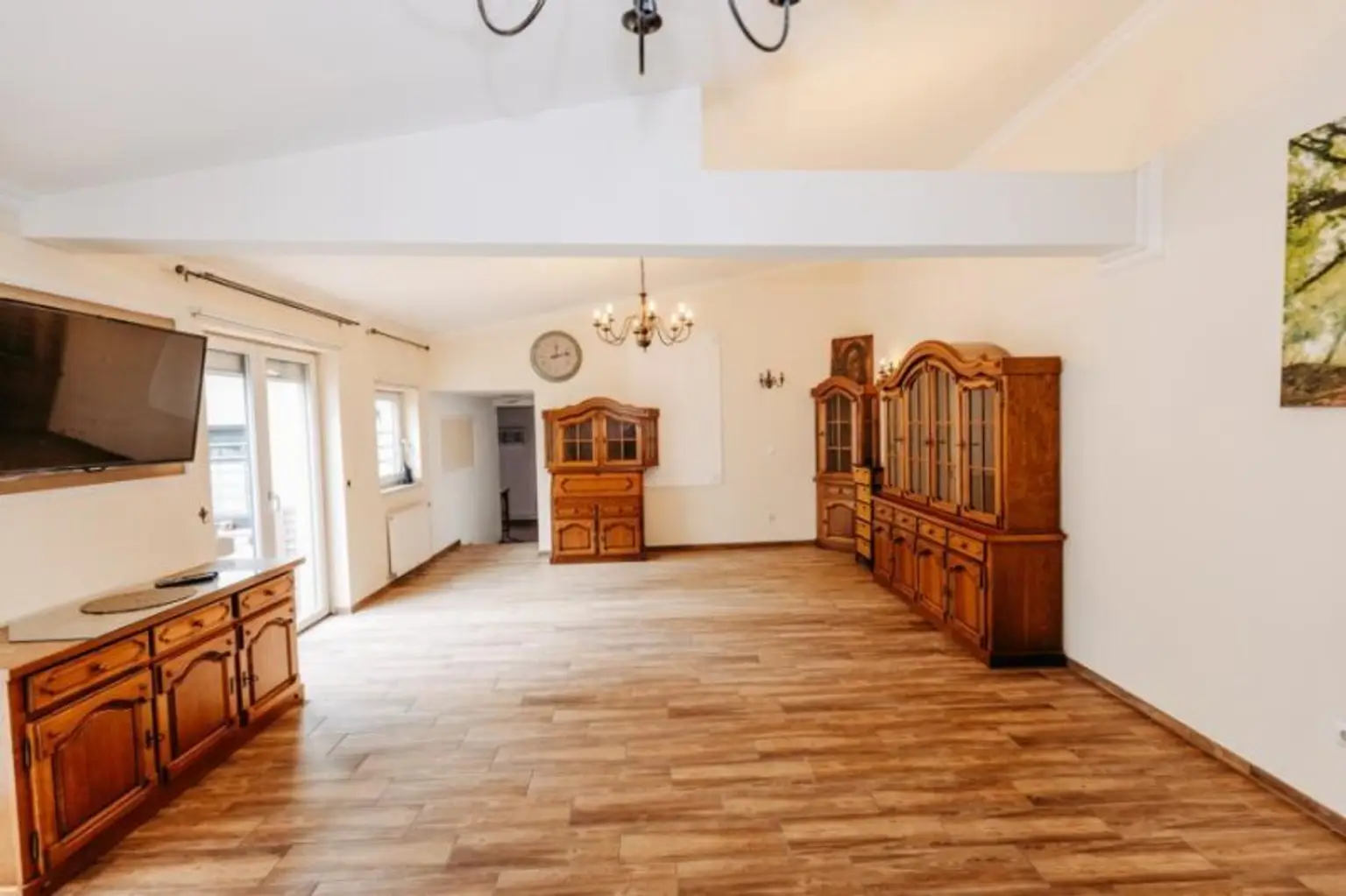 Gepflegtes, neu revitalisiertes  und liebevoll erhaltenes Landhaus. Natur, Sonne, Ruhe,  Seelenheil.