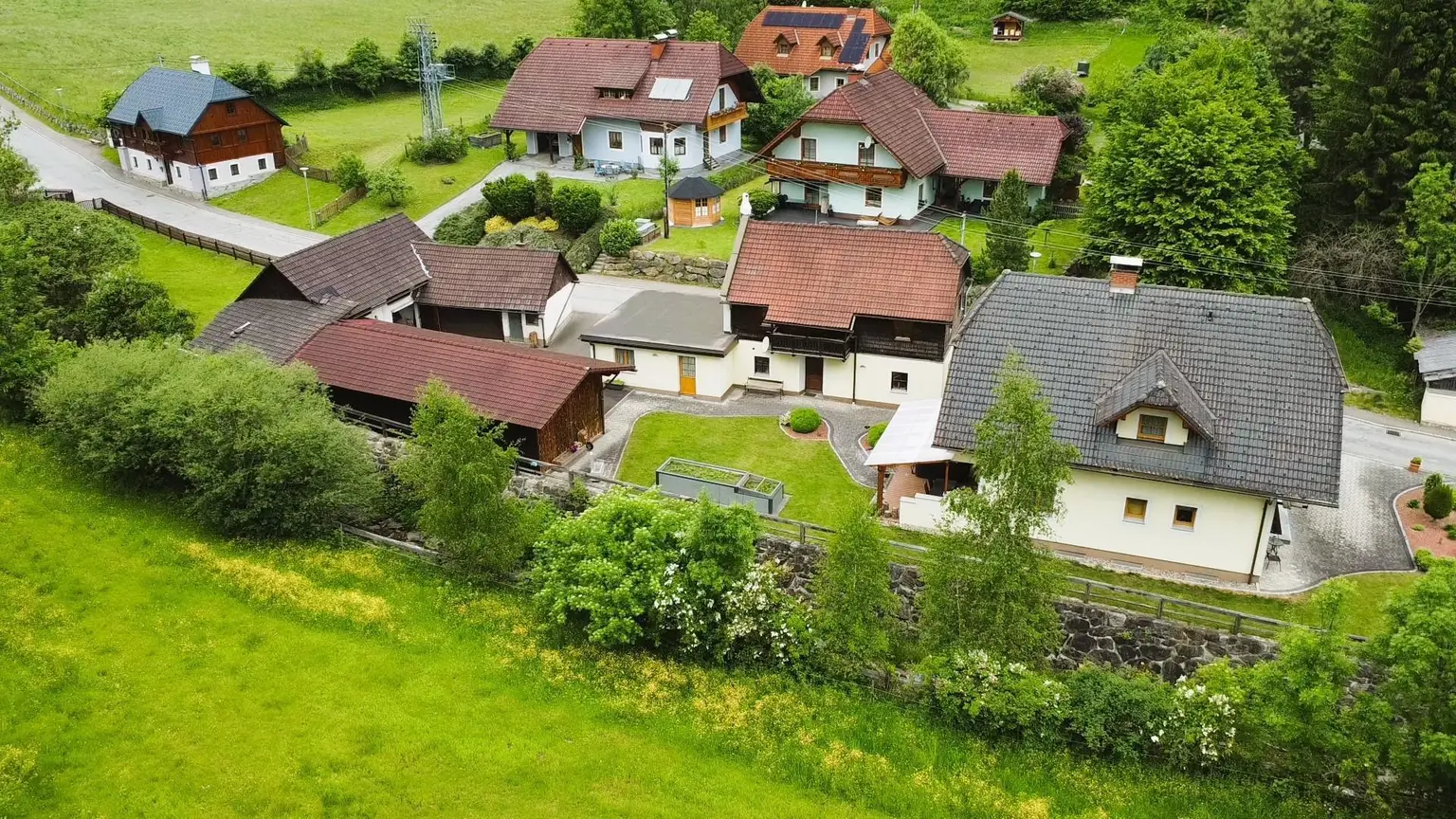dji_fly_20250605_121026_213_1749281251808_video