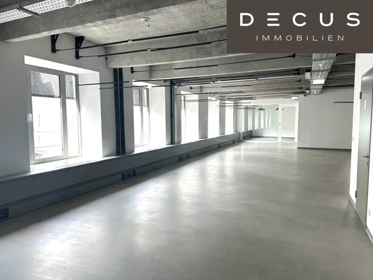 + + + FABRICATUR + + + stylisches Loft-Büro GEKÜHLT + + + 2 Räume + + +