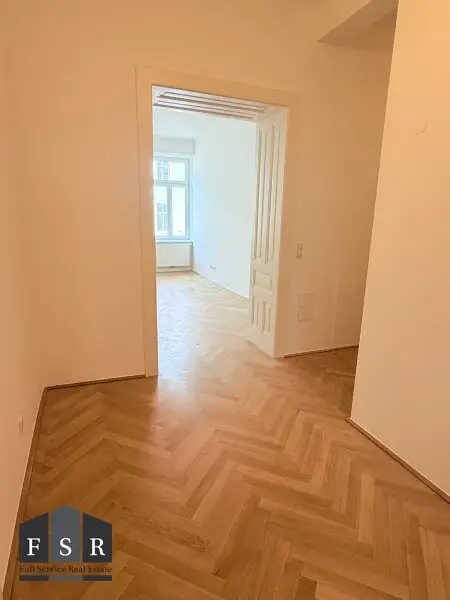 Super helle 2,5-Zimmer-Wohnung beim Siebenbrunnenplatz