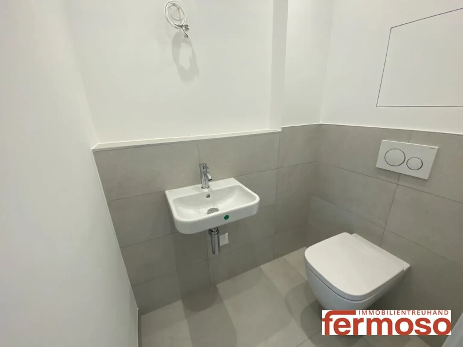 PROVISIONSFREI 2-Zimmer-Wohnung mit Balkon im 1. Obergeschoss