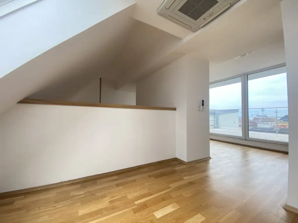 Klimatisierte Dachterrassenwohnung - schöne Terrasse nach Osten - Nahe U1-Keplerplatz