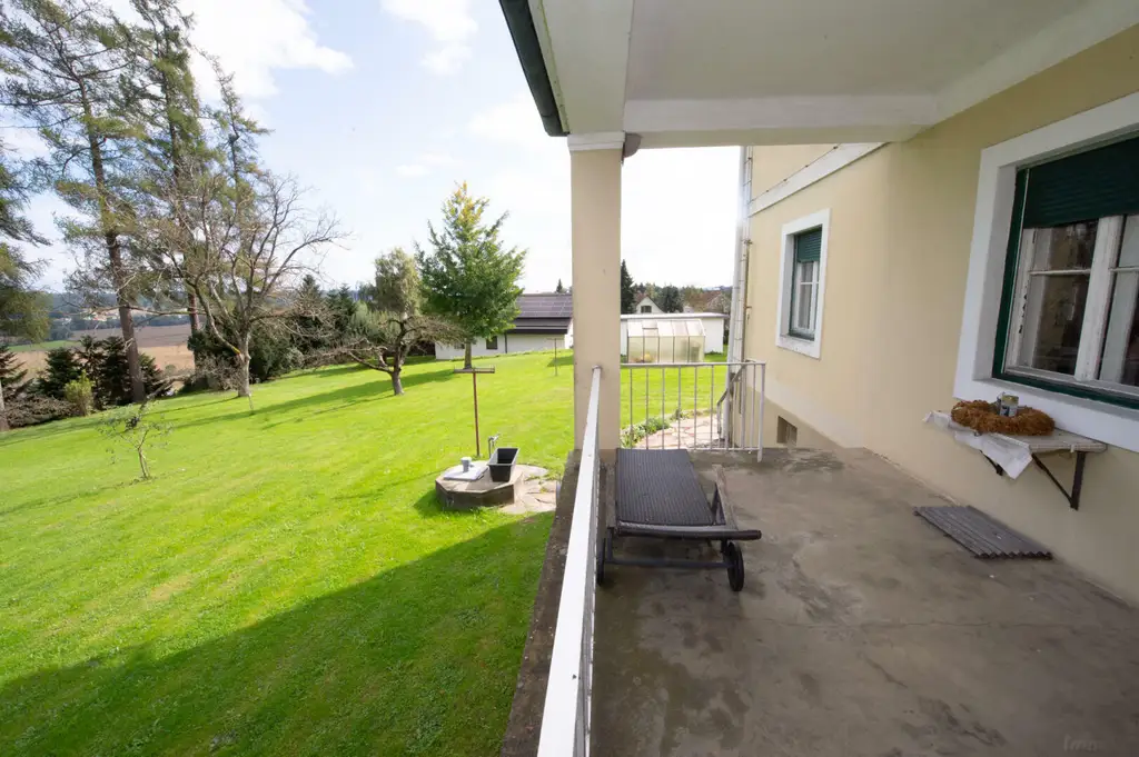 Ein Anwesen voller Möglichkeiten – großzügiges Haus mit Traumgrundstück