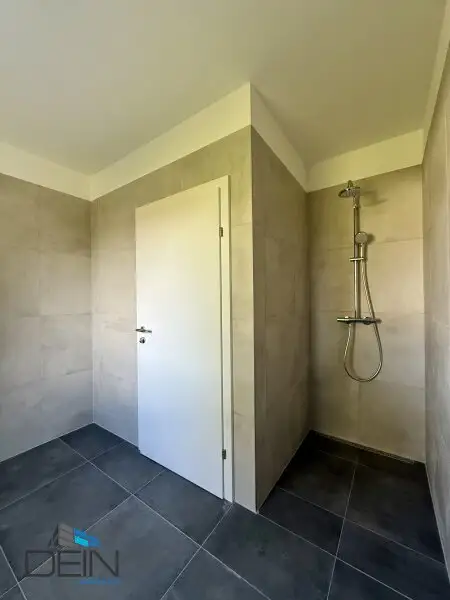 NEU! TRAUMHAFTE 5 ZIMMER DOPPELHAUSHÄLFTEN MIT EIGENGÄRTEN IN MARKGRAFNEUSIEDL!