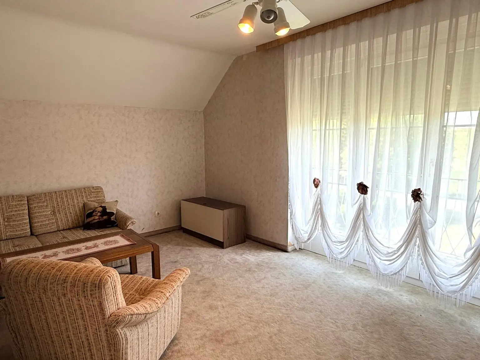 Zimmer 2 OG mit Balkon